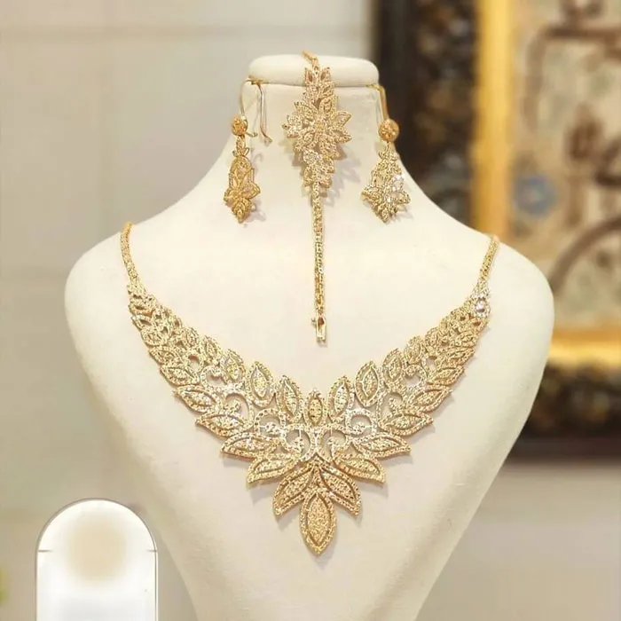 توجه به سن عروس در خرید سرویس طلا